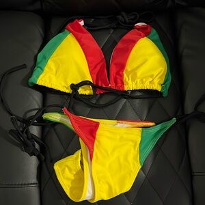 Brand new swim suit, size S.